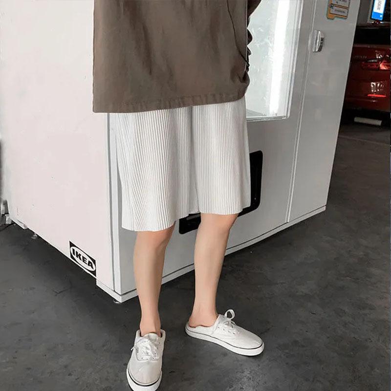 Men's Summer Casual Ice Silk Wide Leg Shorts Men's Thin Versatile Straight Pants Lightweight Breathable Comfortable Loose Five-point Pants