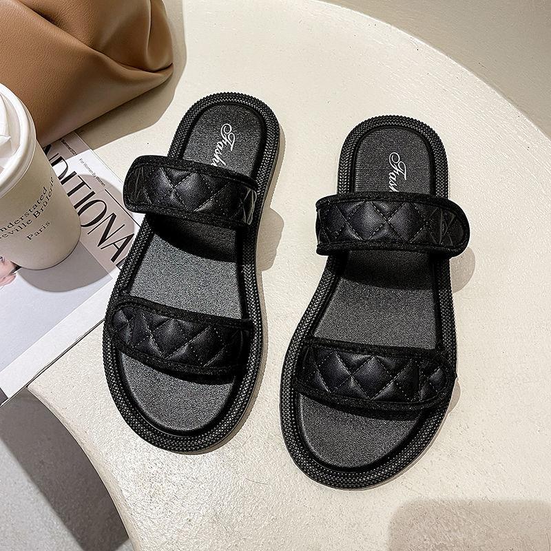 Slippers Women's Summer Wear Fashion Seaside Beach Non-slip Outdoor Sandals and Slippers All-ma