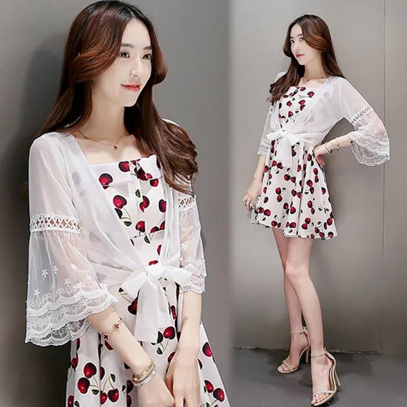 1 PCS Lace Cardigan Women Beach Sun Protection Summer Short Solid Color Thin Shawl White Flower Pattern