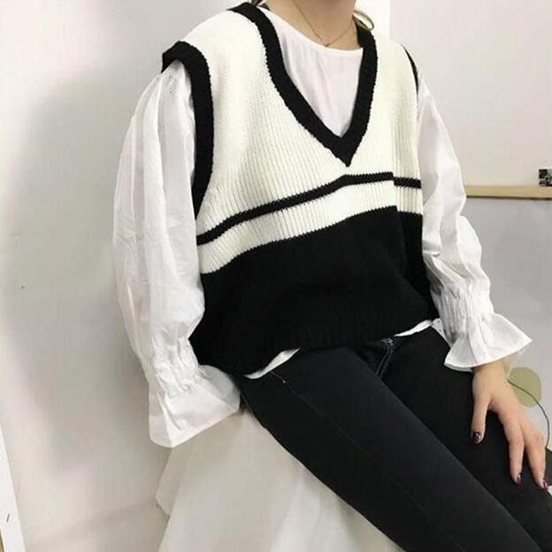 Turtleneck Vest Women's Retro V-neck Loose Striped Color Matching High Waist Short Wool Sweater Thin Sleeveless Sweater Simple Ladies Top