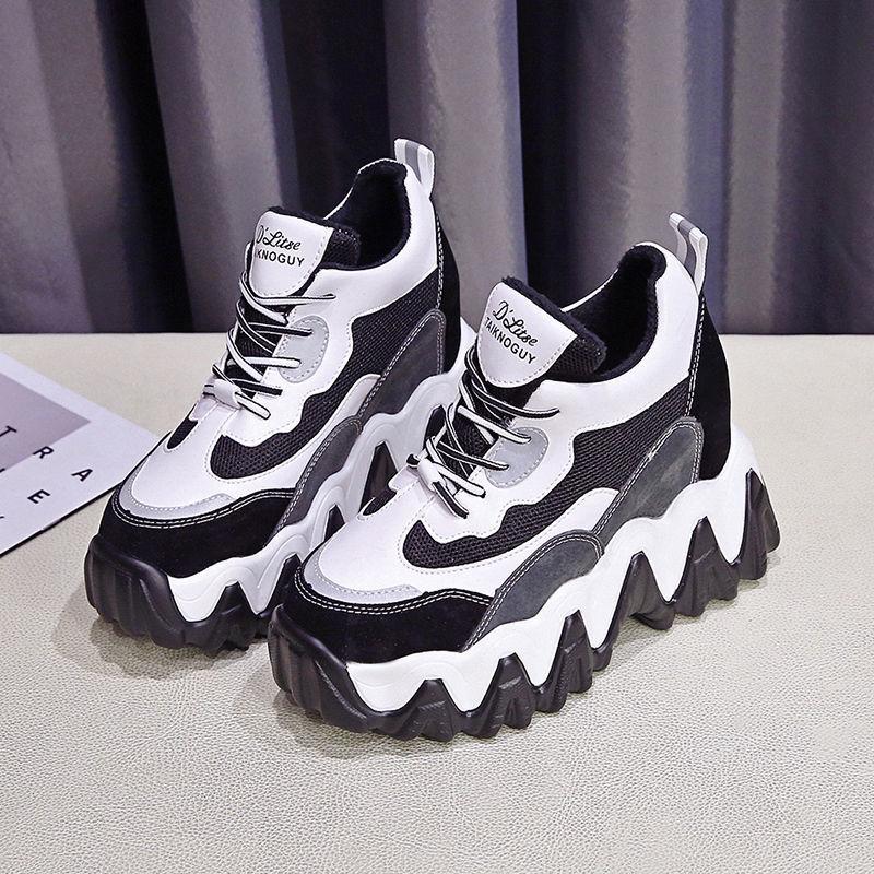 Thick-soled Heightened Travel Running Shoes Casual Student Breathable Sneakers All-match Comfortable Women Walking Sneakers