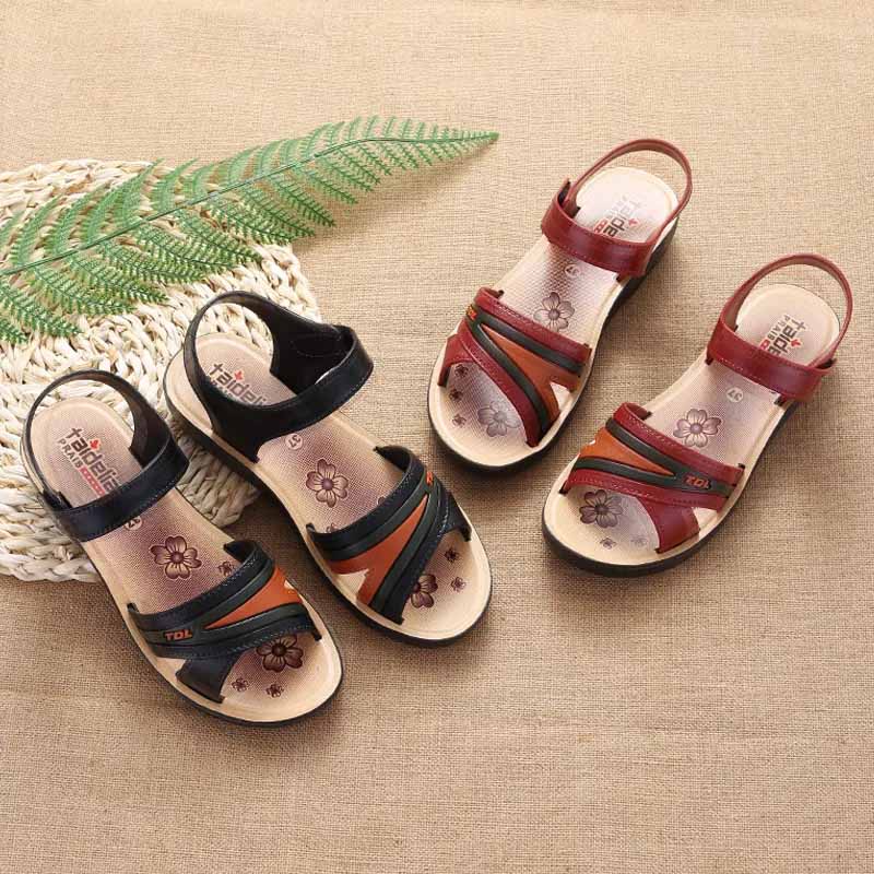 Sandals Non-slip Deodorant Women's Flat Velcro Beach Shoes Fashion Outerwear Ladies Middle-aged and Elderly Summer Shoes