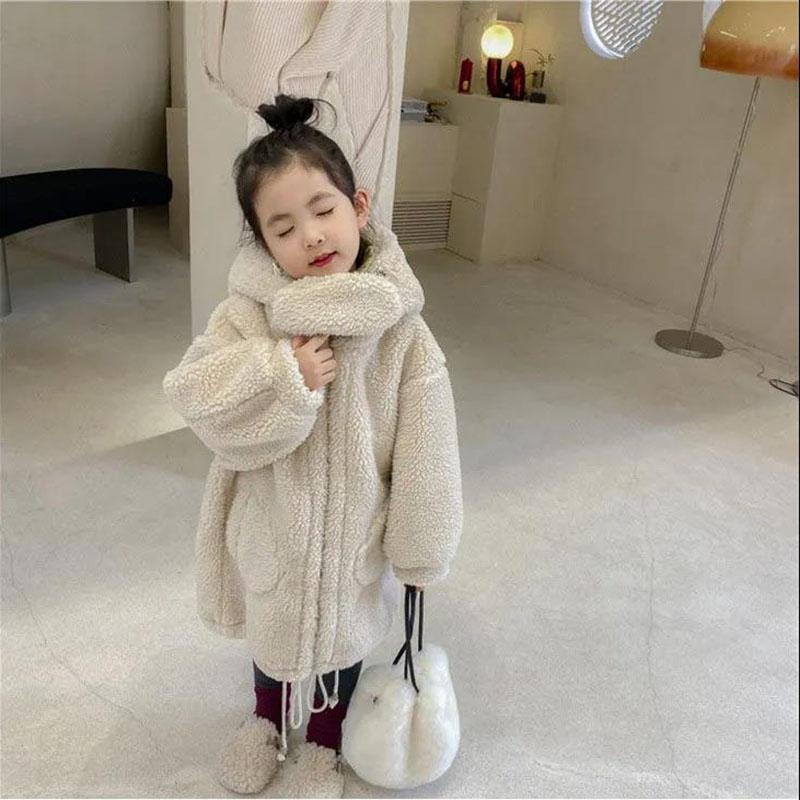 Girls Lamb Velvet Jacket Winter Thick and Warm Korean Style Jacket Plus Velvet Cute Bear Fur Sweater