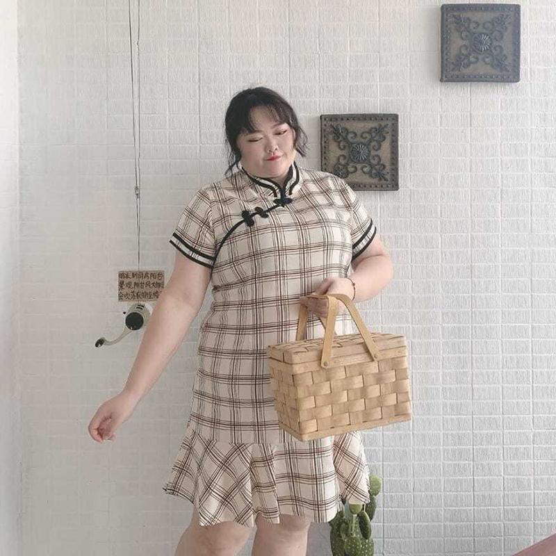 Fat Girl 300 Kg Extra Large Plaid Dress Summer New Product Improved Version Loose and Thin Ruffled Cheongsam Women