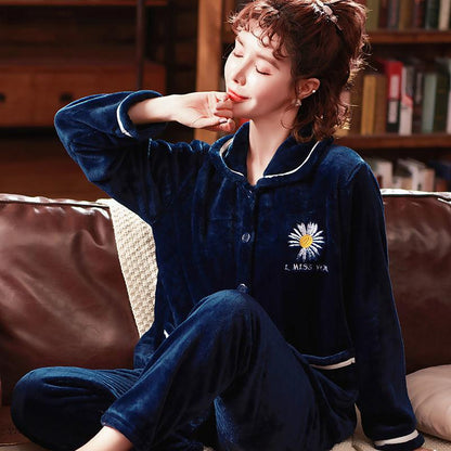 Pajamas Women's Coral Fleece Thickening Ladies Flannel Suit Long-sleeved Plus Size Winter Home Service Will Not Shed Hair and Will Not Fade