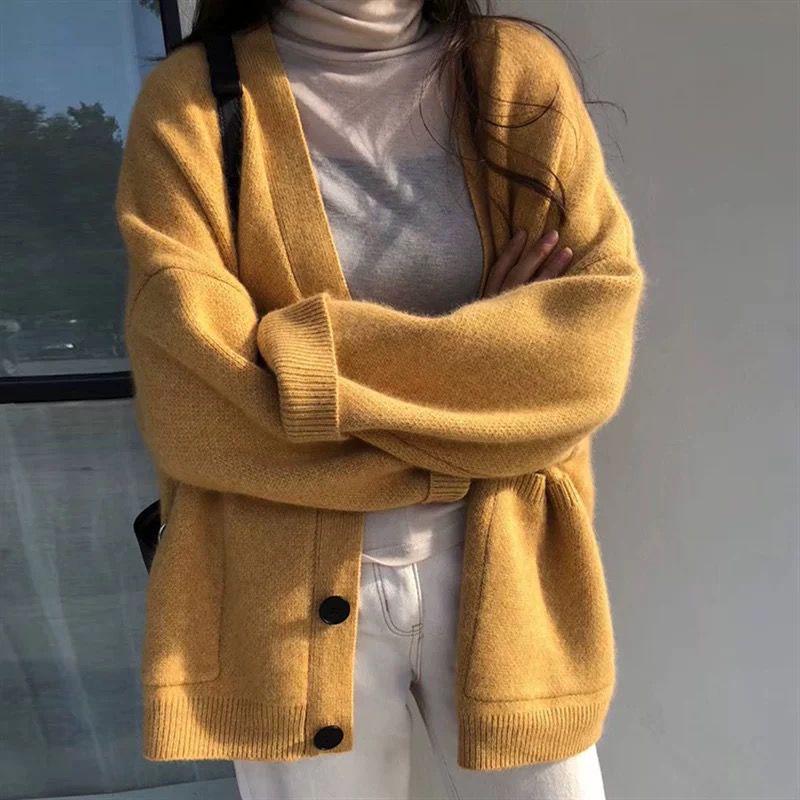 Women's Sweater Coat Loose V-neck Long-sleeved Cardigan Solid Color Sweater with Buttons
