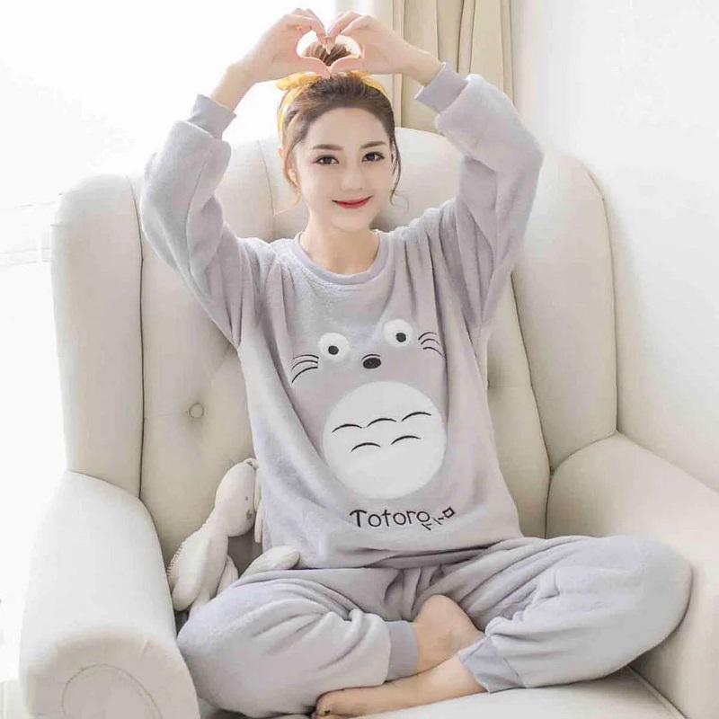 Women's Winter Coral Fleece Pajamas Set Thickened Velvet Sweet Cute Cartoon Printing Flannel Pyjamas Long-sleeved Homewear Suit Round Neck Sleepwear