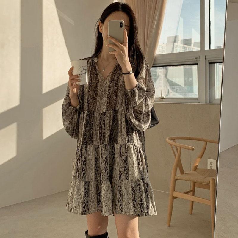 Spring Summer Korean Dress Women Retro Print V-neck Lantern Sleeves Loose Short Skirt Bohemian Dress Large Size