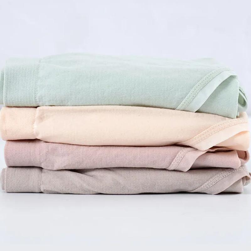 Four-pack Women's Silk Underwear Antibacterial Seamless Breathable Briefs Mulberry Silk Comfortable Soft Solid Simple Underpants Mid Waist Panties
