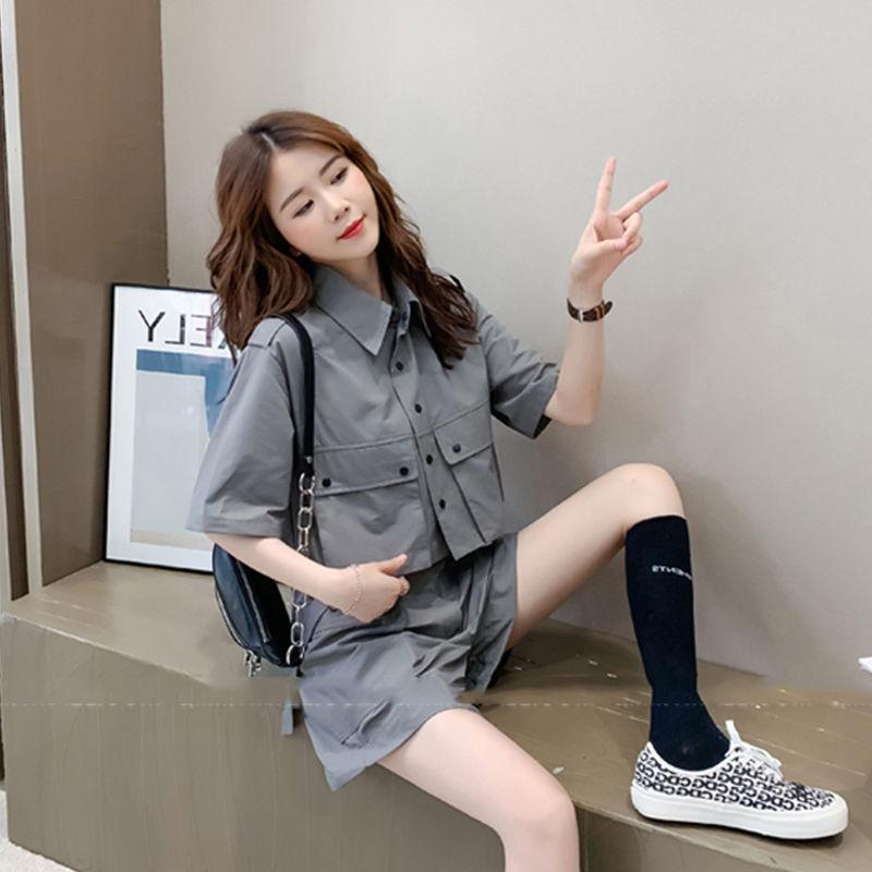 Two-piece Suit Women's Summer Casual Fashion Loose Tooling Korean Wide-leg Pants Suit Solid Color Top and Shorts