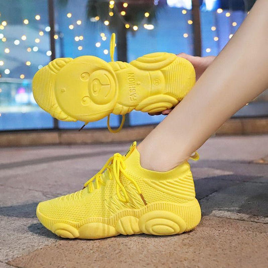 Sports Shoes Female Ins Breathable Lightweight Flying Woven Shoes Female Students Wild Running Shoes
