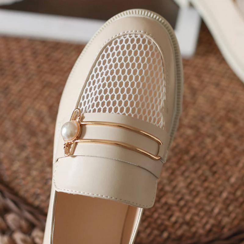 Net Shoes Leather Shoes Women's Breathable Mesh Hollow Flat-bottomed Shoes Women's Non-slip Sandals Breathable Ladies' Leather Shoes