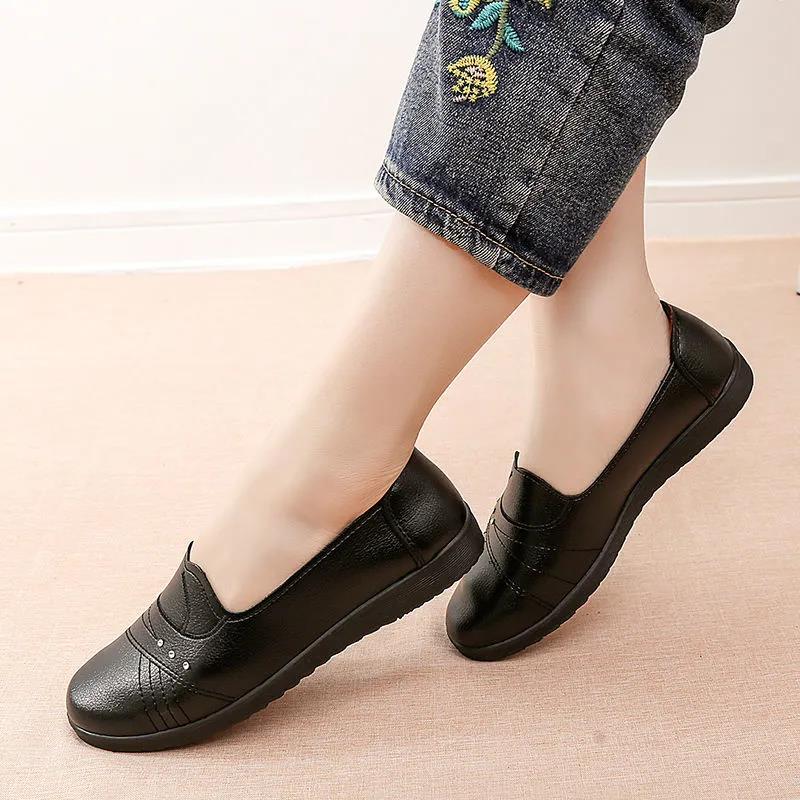 Soft Leather Mother Shoes Beef Tendon Soft Bottom Work Shoes Women's Flat Bottom Slip-on Comfortable Single Shoes Non-slip Casual Leather Shoes