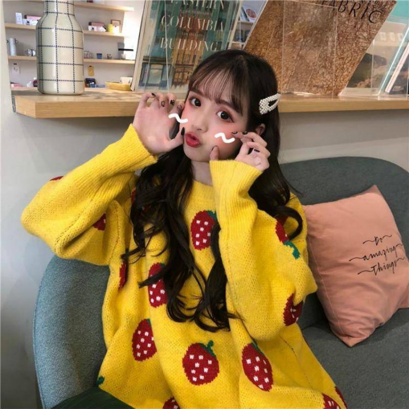 Women's Loose Sweet Cute Strawberry Pattern Sweater Round Neck Pullover Knitted Sweater