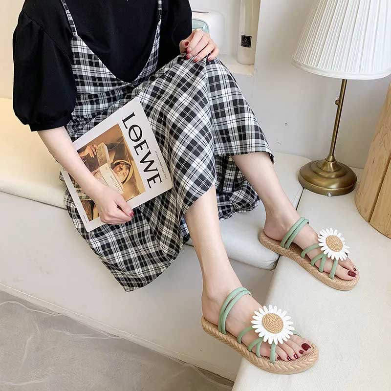 Women's Shoes Summer All-match Outer Wear Slippers Flat Heel Transparent Simple Sandals