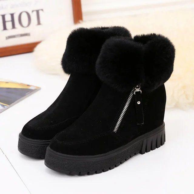 Pair of Boots Thick Plush Winter Women Snow Boots Winter Fashion Short Boots Martin Boots