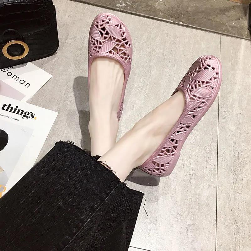 Plastic Sandals Female Summer White Non-slip Flat Bottom Pregnant Mother Shoes Comfortable Hollow Hole Nurse Shoes