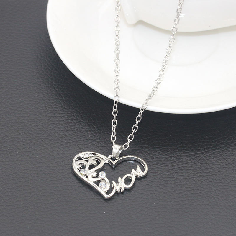 Simple Heart-shaped Diamond Rhinestone Mom Mom Necklace Mother's Day Gift Jewelry
