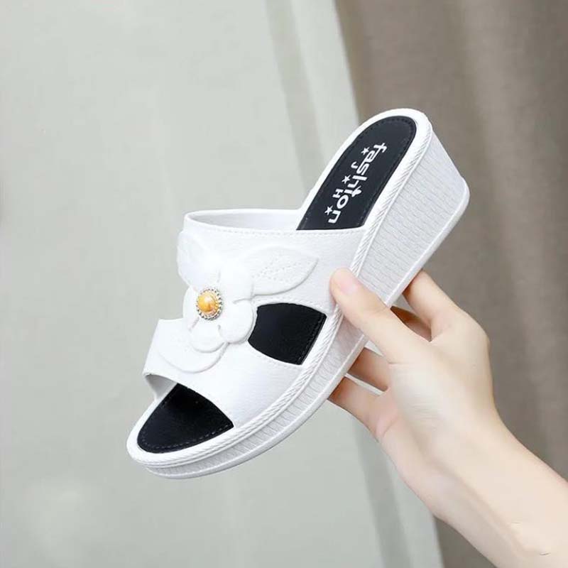 Women's  Slippers Summer Outdoor Wear Thick Bottom Wedge Heel Indoor Non-slip Slippers