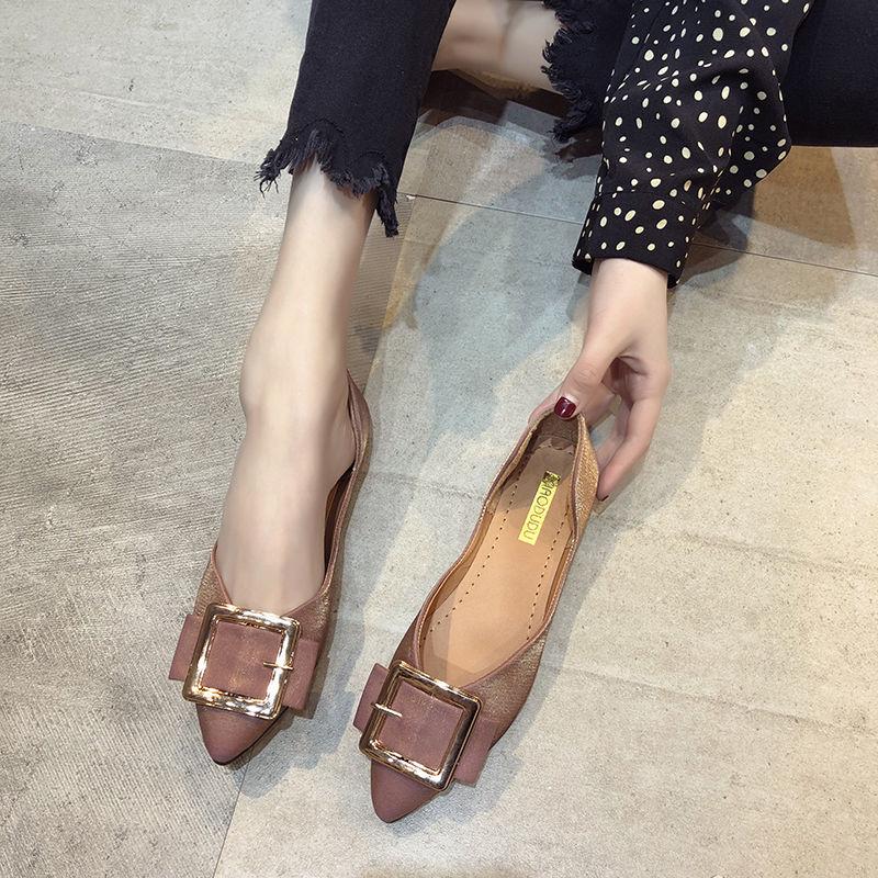 OL Style Velvet Pointed-toe Shoes Women Metal Round Decoration Flats Shoes Soft Low Heels for Ladies
