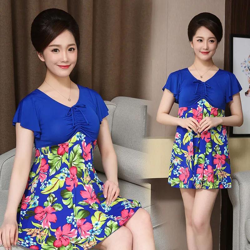 Women's Conservative Swimsuit V-Neck Pleated Collar Lotus Leaf Sleeves Flower Printed Beachwear Covers Belly Thin Loose Large Size Swimwear