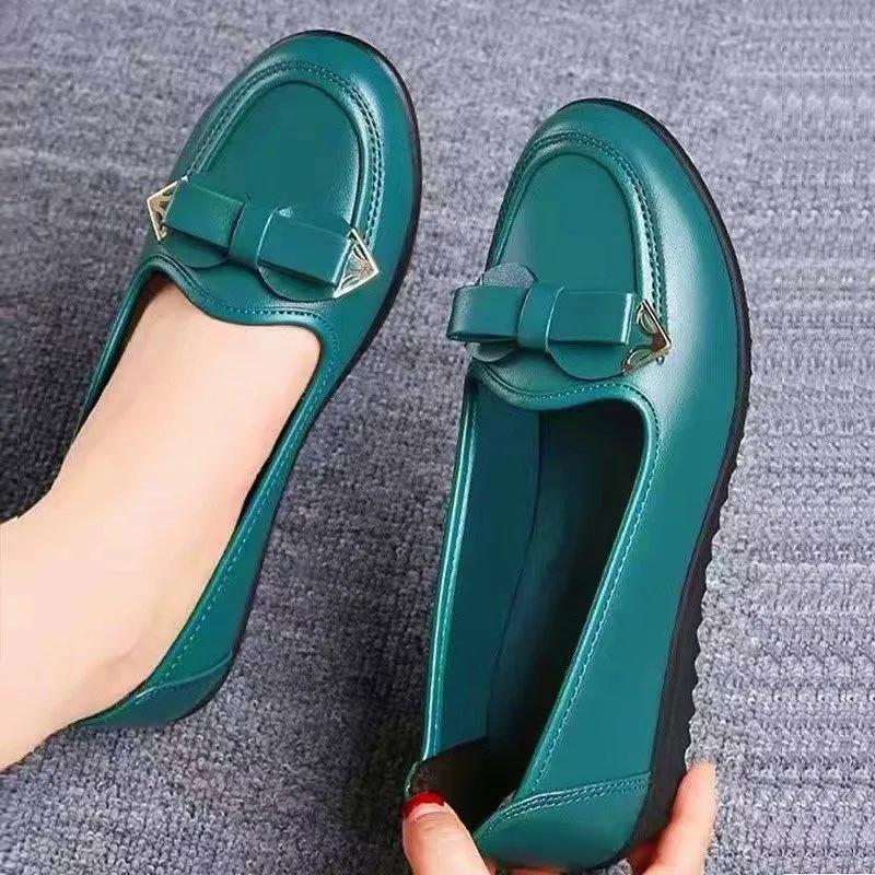 Women's Spring Summer Large Size Solid Color Soft Sole Flat Shoes Female Casual Working Single Leather Shoes