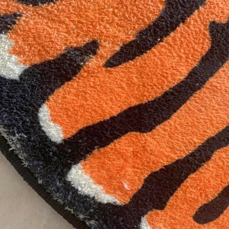 Imitation Cashmere Thick Tiger Carpet Bedroom Bedside Carpet Special-shaped Carpet Bathroom Non-slip Absorbent Mat
