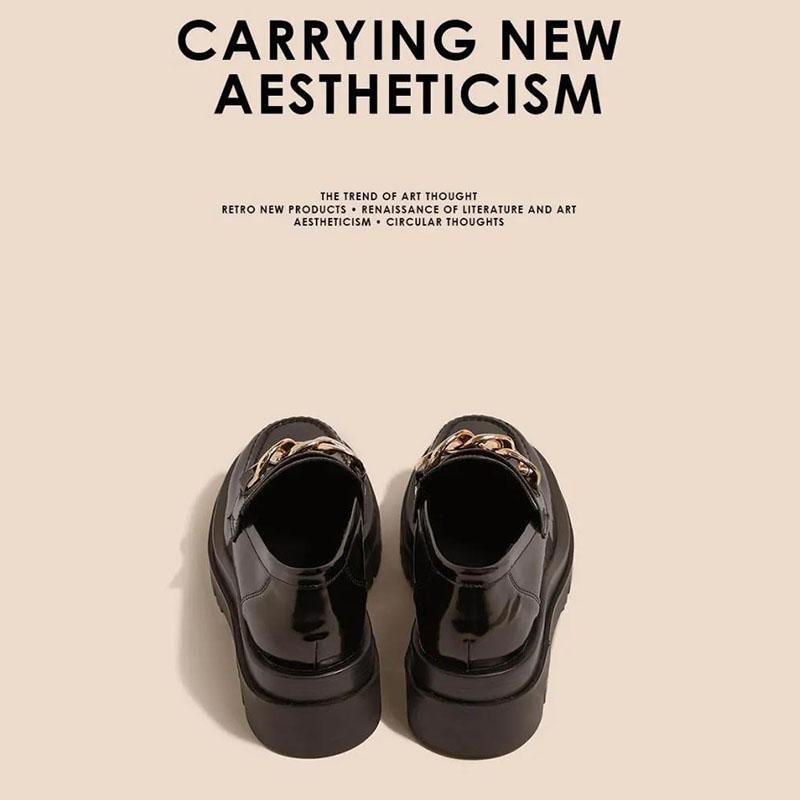 Women's Leather Shoes with Shiny Patent Leather and Soft Sole British Style Platform Platform Loafers