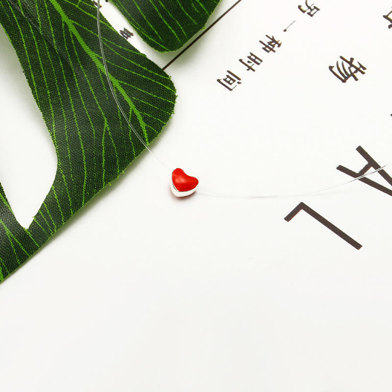 Sweet and Lovely Little Red Heart Love Necklace Female Drop Oil Red Heart Short Anti-allergic Chain