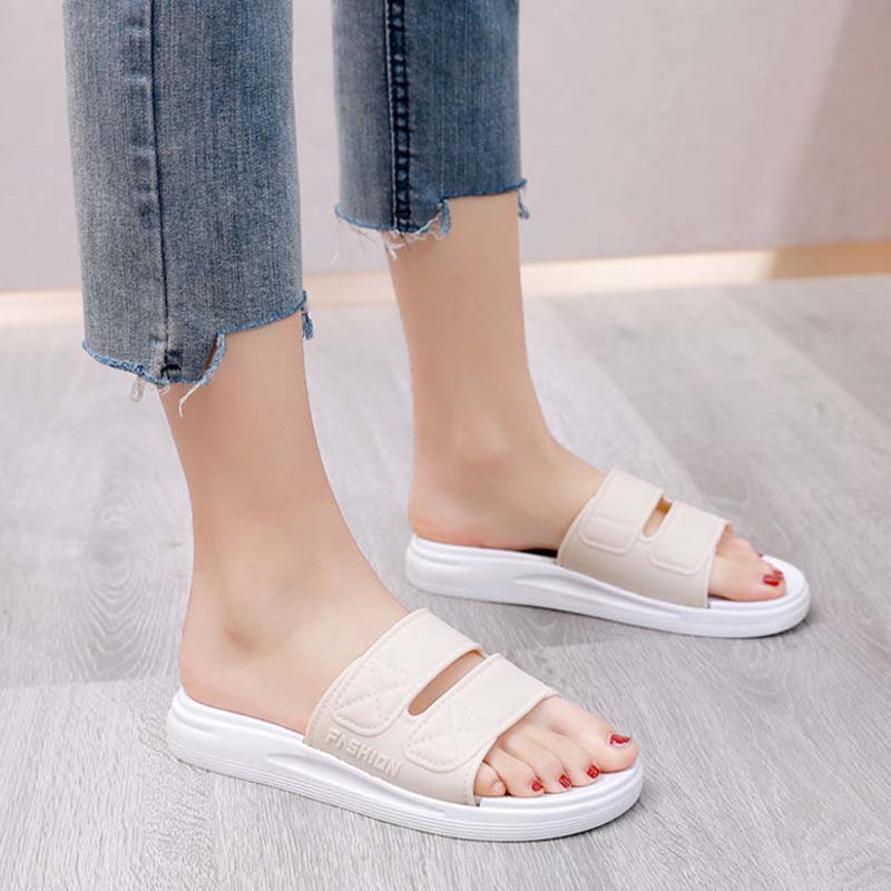 Thick-soled Slippers Women Summer Wear Students Korean Fashion All-match Home Non-slip Sandals and Slippers