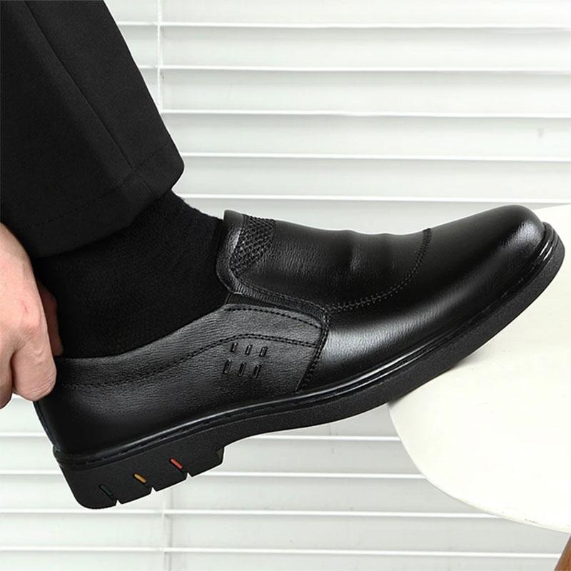 Cowhide Shoes Men's Casual Shoes Peas Shoes Lazy Pedal Dad Middle-aged and Elderly Shoes Men's Shoes Non-slip Walking Shoes Formal Business Shoes