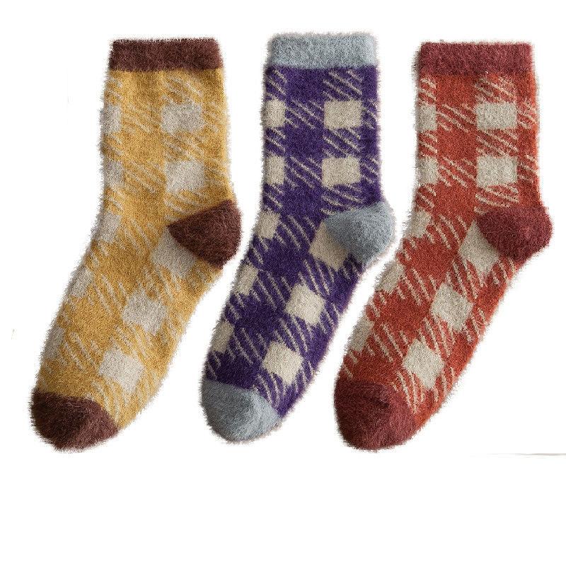Three Pairs of Mink Fleece Socks Autumn and Winter Plus Fleece Thick Warm Floor Socks Women's Coral Fleece Home Sleep Socks