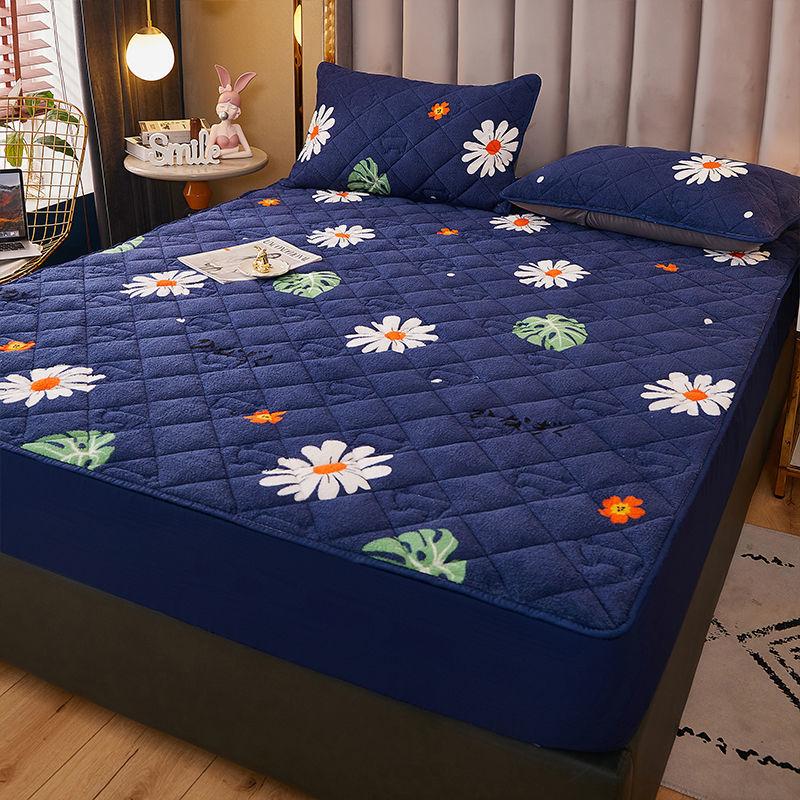 3pcs/set Lamb Velvet Bedspread Thick Quilted Coral Velvet Mattress Protector