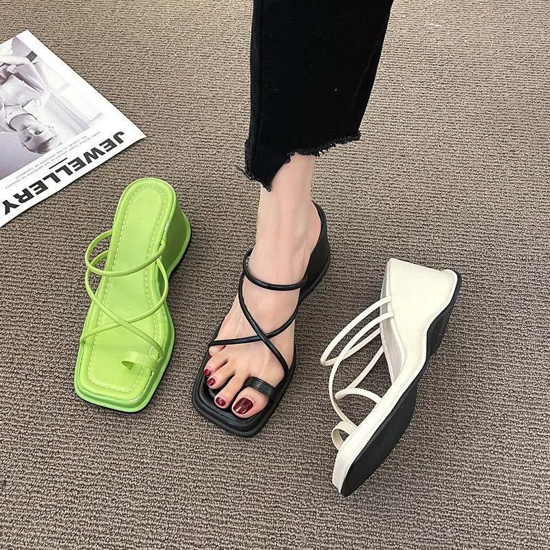 Women's Sandals Slippers Summer Cross Straps Clip-toe Non-slip Slippers Thick Bottom Heightened Wedge Flip Flops Beach Temperament All-match Sandals