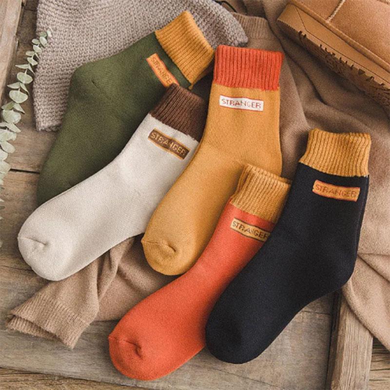Winter Thickening and Fleece Socks Women's Korean Version In The Tube Socks Japanese Autumn and Winter Floor Warm Terry Towel Stockings