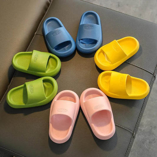 Slippers for Boy and Girl Home Shoes Summer Toddler Flip Flops Soft Bottom House Indoor Slippers Beach Love Kids Shoes Family Style