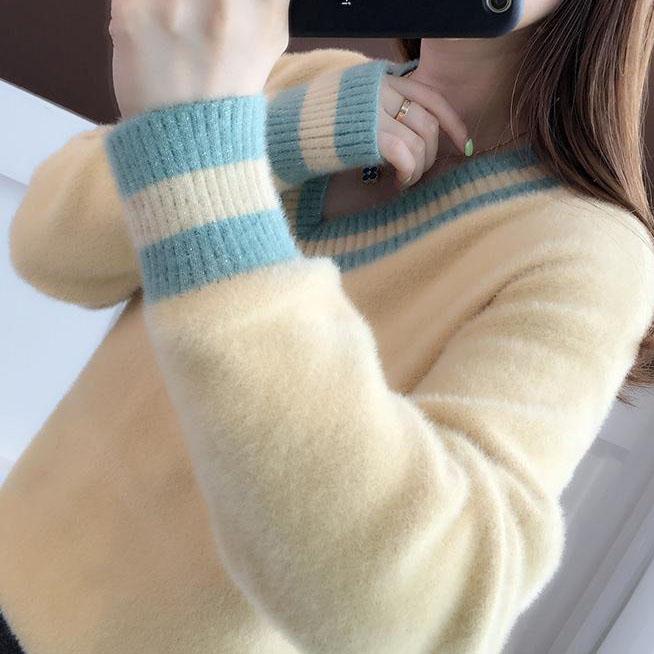 Women's Autumn and Winter Imitation Mink Velvet Thickened Pullover Sweater Women's Short V-neck Loose Long Sleeve Versatile Sweater