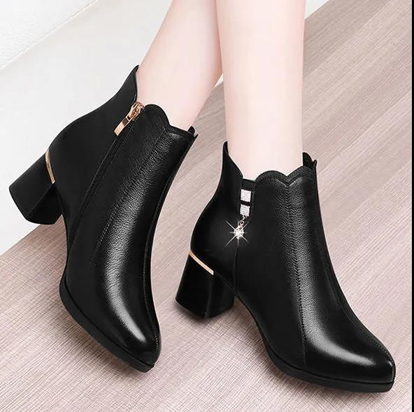 Fleece Short Boots Women's Winter Fashion All-match Thick-heeled Round Toe Boots Short Tube Rhinestone Cotton Shoes