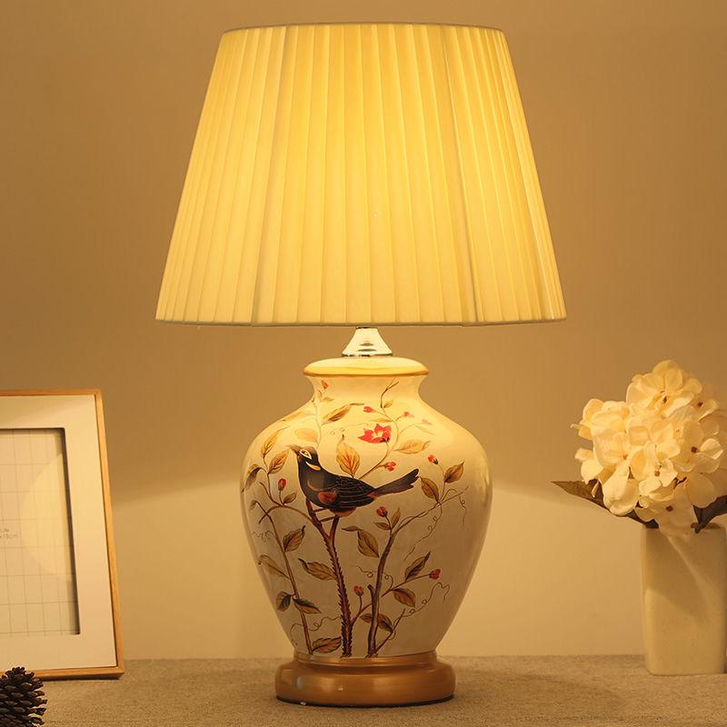 Table Lamp American Style for Living Room Ceramic Lamp Bedroom Bedside Lamp Decorated Led Lamps