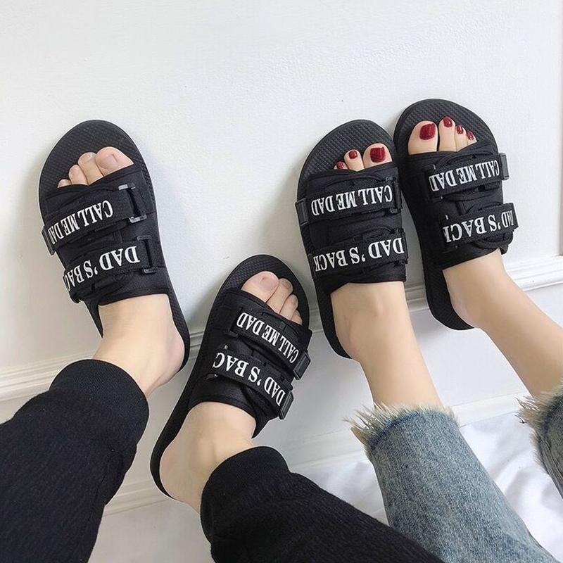 Sandals and Slippers Women's Summer Outdoor Wear Fashion All-match Slippers Korean Couple Students Non-slip Beach Shoes