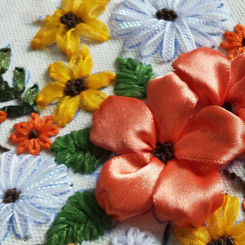 Ribbon Embroidery Small Painting Kit Non-finished Product 30X30CM Three-dimensional Cross Stitch Autumn Color Pine Cone Embroidery