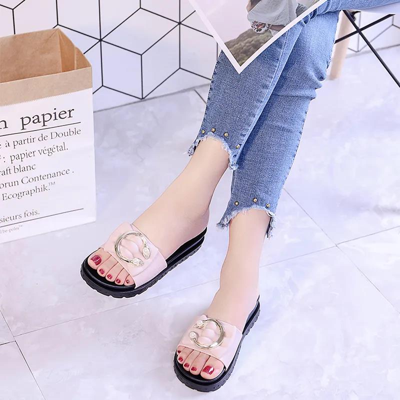 Summer Women's Slippers Outer Slippers Non-slip Bathroom Slippers Thick-soled Indoor and Outdoor Slippers Sandals and Slippers