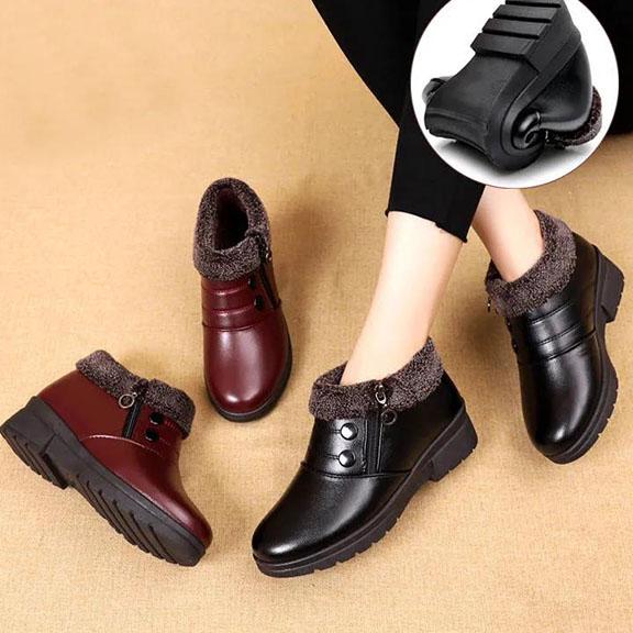 Women's Autumn and Winter Soft Leather Soft Soled Cotton Shoes Large Size Solid Color Snow Boots Casual Flat Bottomed Short Boots