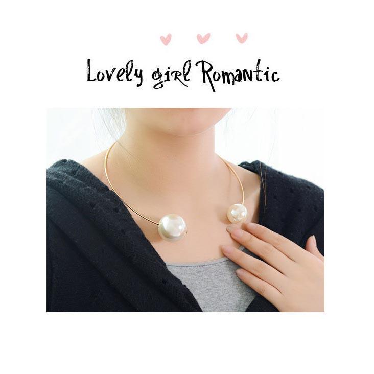 Fashion Show Size Pearl Short Money Circle Personalized Fashion Necklace Exaggerated Item Female
