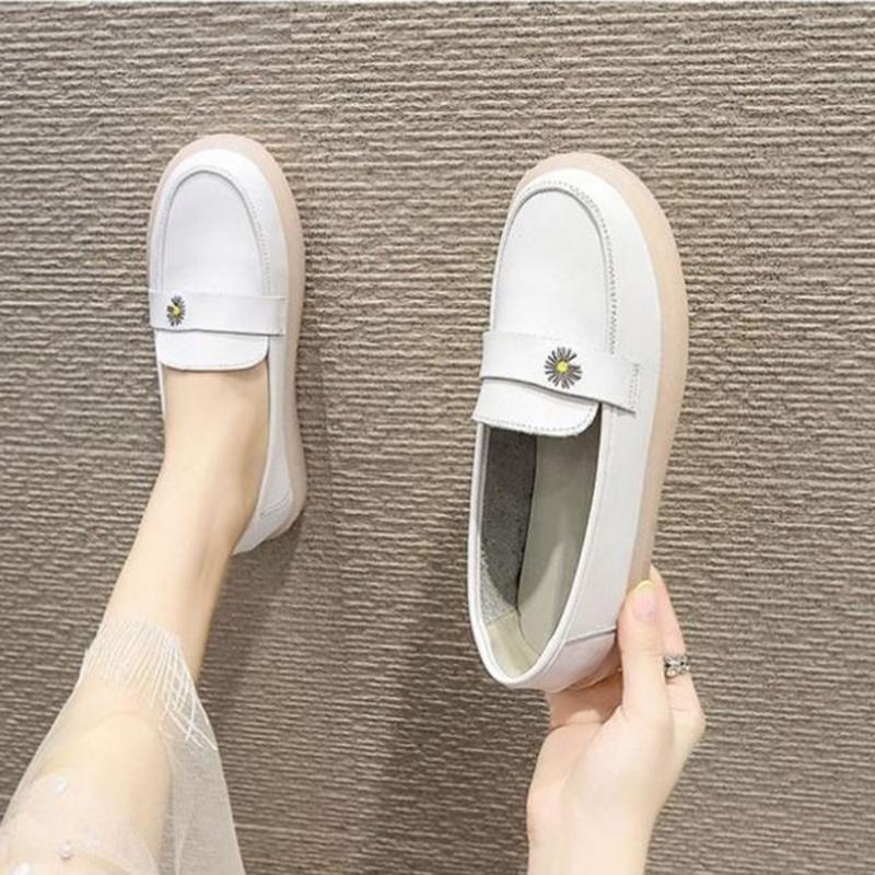 White Shoes Spring Summer Hollow Non-slip Flat Bottom All-match Single Shoes Breathable Comfortable Soft Bottom Pregnant Women Nurse Shoes