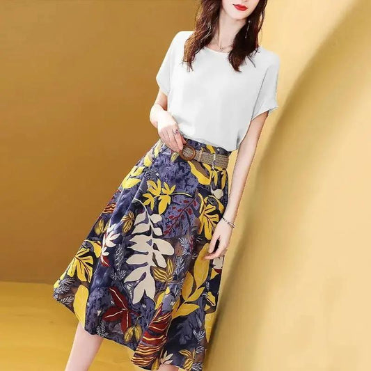 Round Neck Short-sleeved T-shirt Chiffon Floral Skirt Suit Summer Simple Two-piece Set Printed Skirt A-line Skirt Large Hem Solid Color Top with Belt