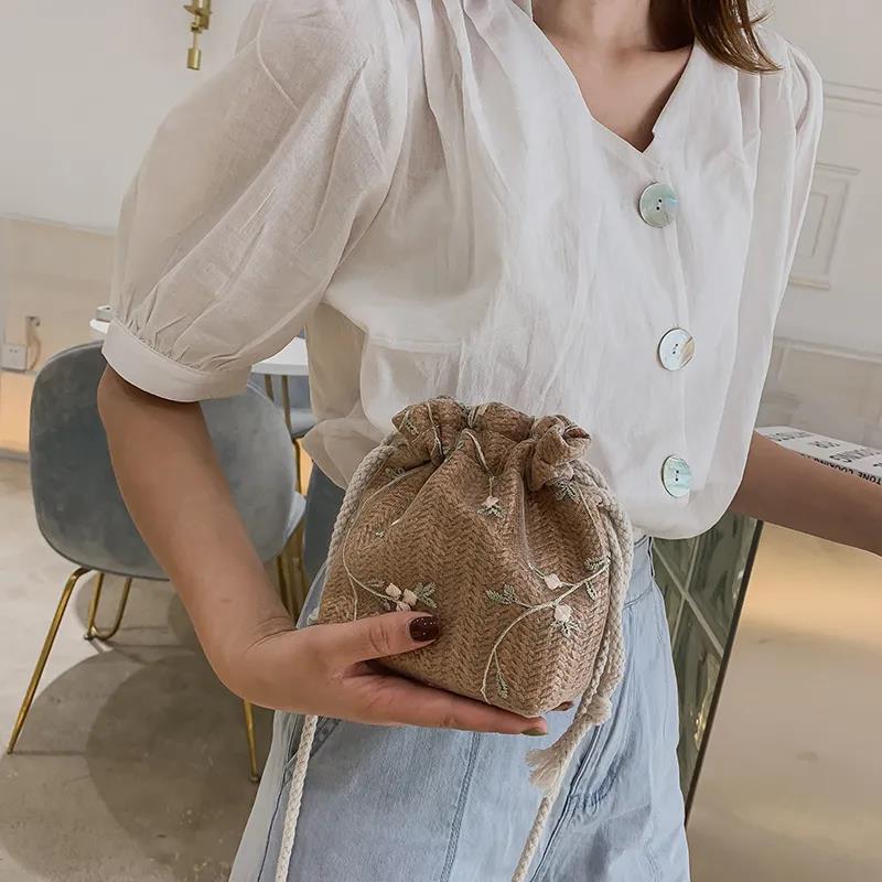 Lace Women's Straw Woven Bucket Bag Cute Summer Student Travel Vacation Beach Bag Shoulder Messenger Bag