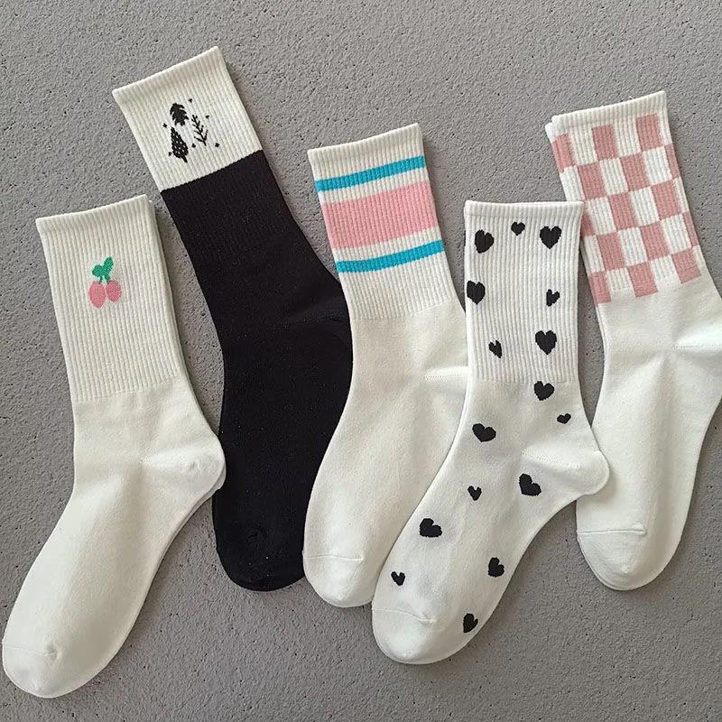 Five Pairs of Women's Cotton Korean Fashion Socks White Cartoon Pattern Stockings