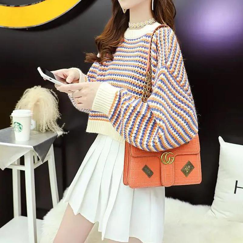 Autumn  Women Fashion Sweater Casual Knitting Sweater  Round Neck Pullovers Loose Casual Long Sleeve Sweater