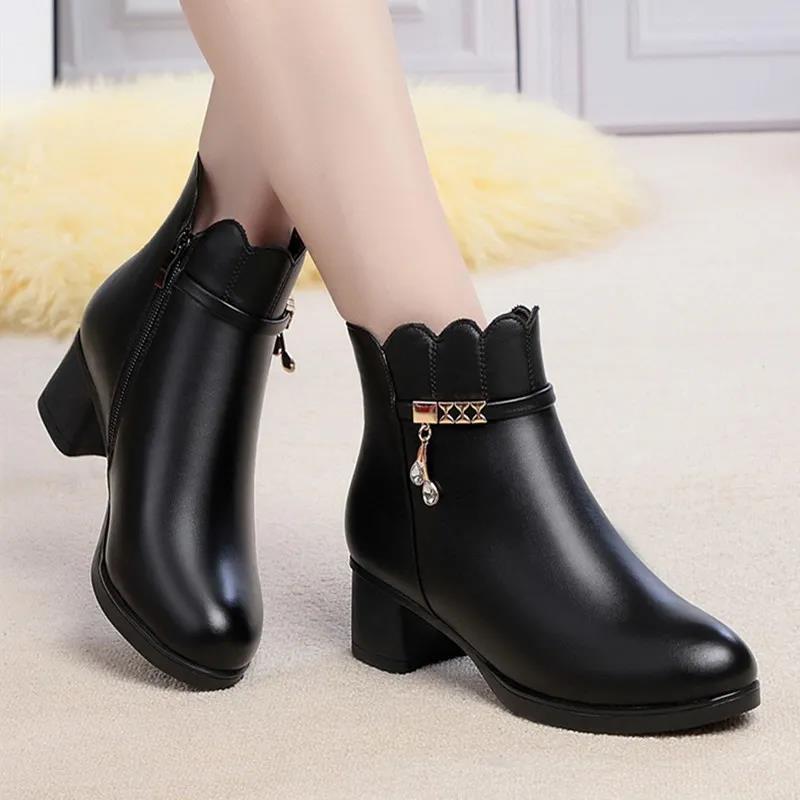 Autumn and Winter Plus Velvet Warm Cotton Shoes Waterproof Non-slip Comfortable Snow Boots